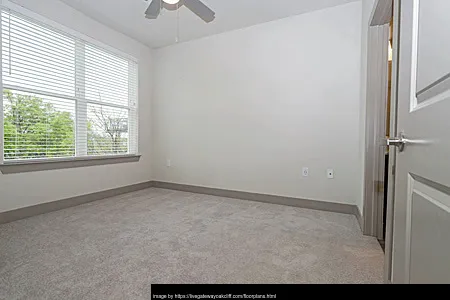 Gateway Oak Cliff - Photo 10 of 16